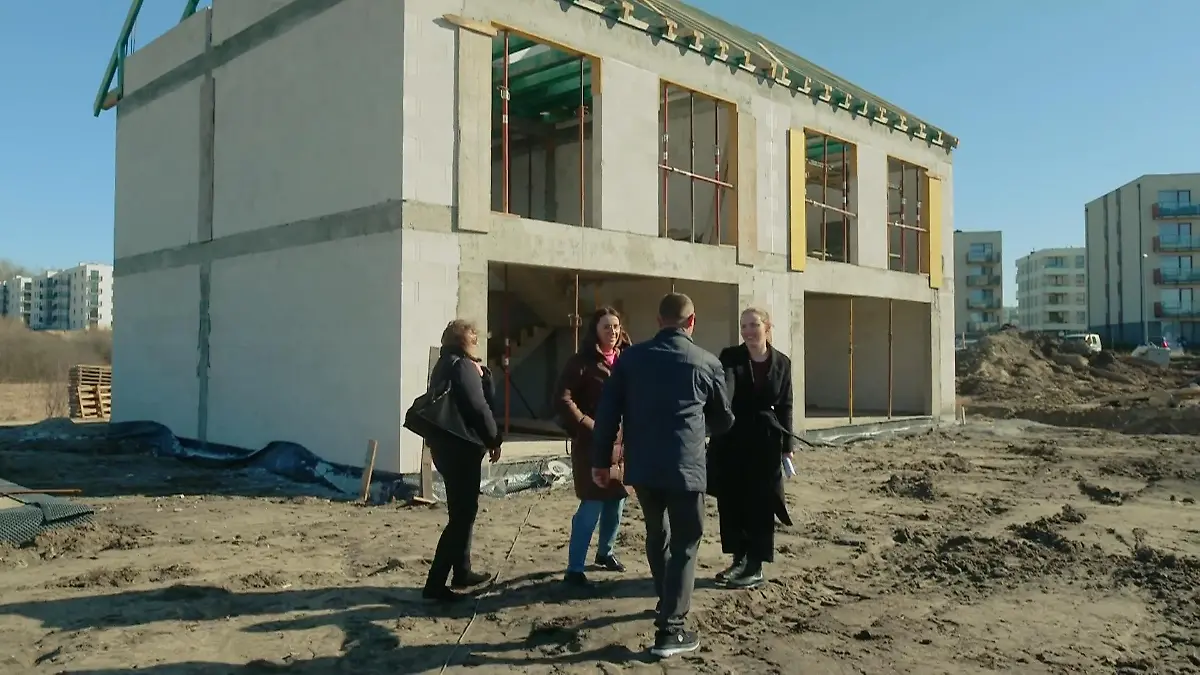 Können sie das neue Haus überhaupt bezahlen? Farm-Verkauf stockt