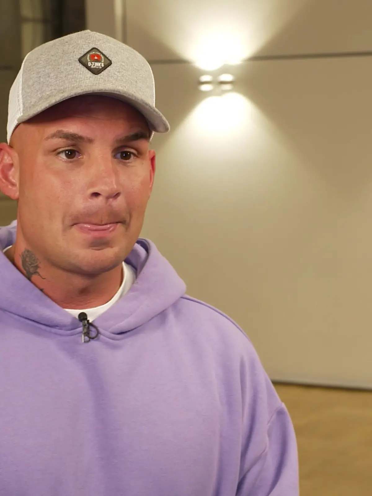 Pietro Lombardi erklärt bei RTL.de, warum Laura und er sich entfolgt sind.