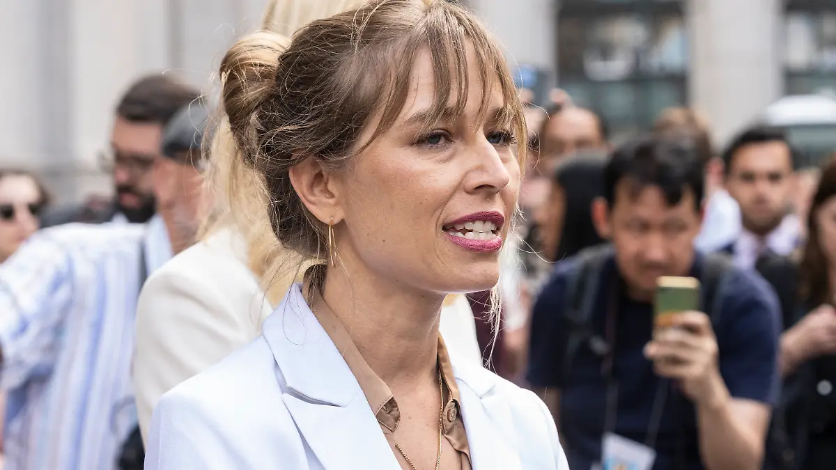 Annie Farmer, alleged victim of Jeffrey Epstein and Ghislaine Maxwell speaks to the press outside federal court. Ghislaine Maxwell was sentenced to 20 years in prison for her part in sexual abuse of girls by Jeffrey Epstein who committed suicide while awaiting trial. (Photo by Lev Radin/Pacific Press)