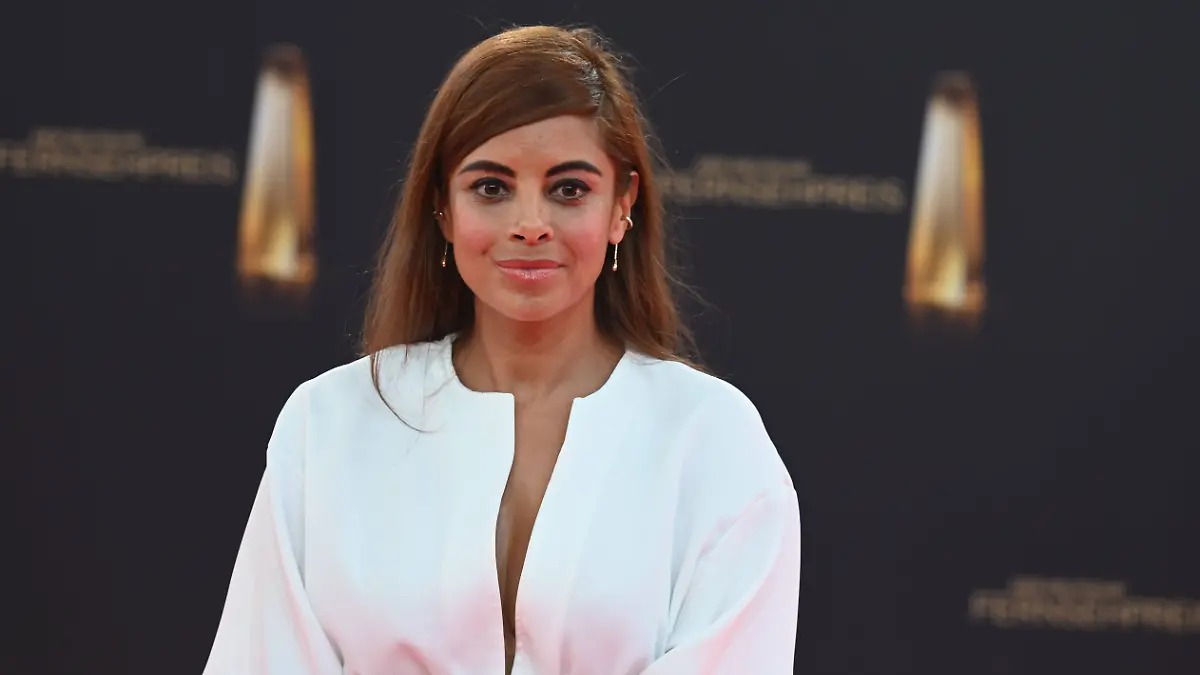 Moderatorin Collien Ulmen Fernandes kommt zur Gala und Verleihung des Deutschen Fernsehpreis in Köln. *** Presenter Collien Ulmen Fernandes attends the German Television Award gala and ceremony in Cologne
