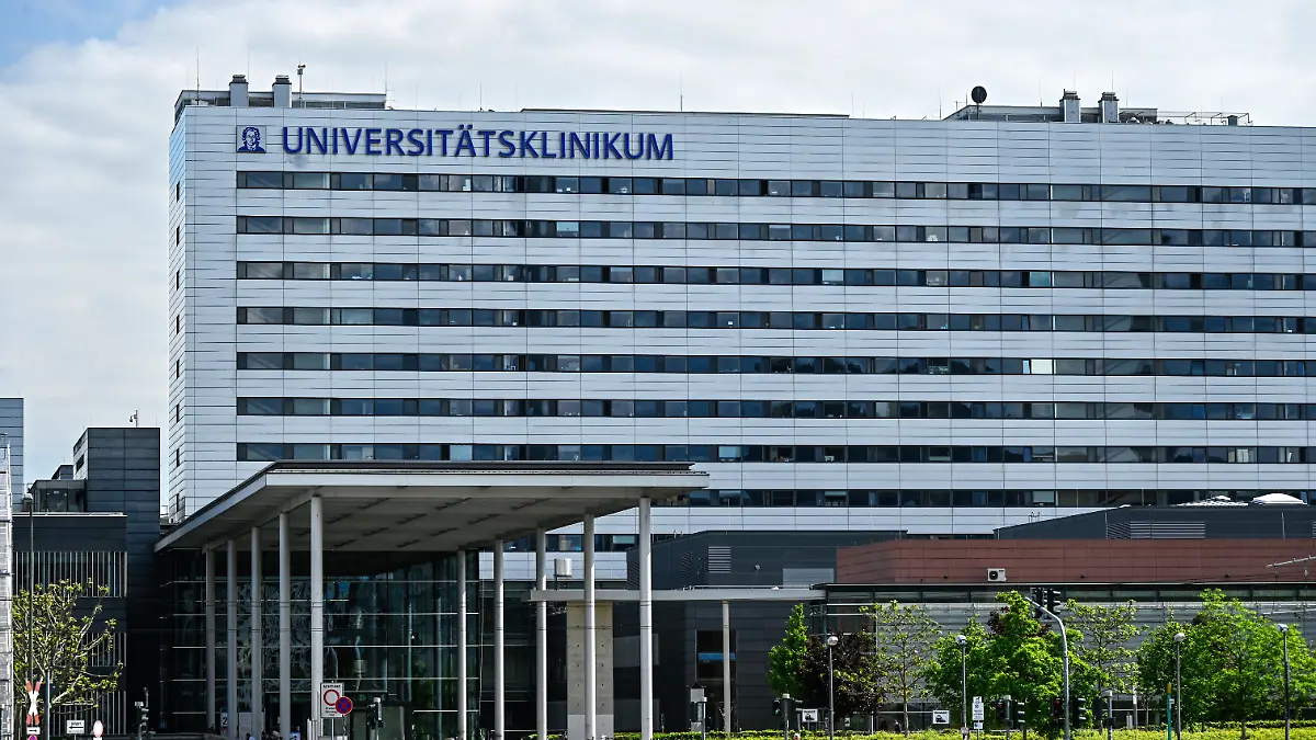 An der Uniklinik Frankfurt soll eine Pflegeschülerin Patienten-Spott live gestreamt haben