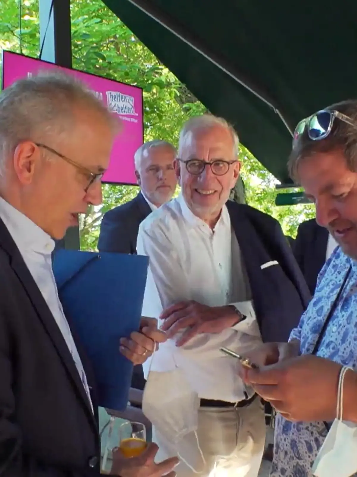 Die Stiftung „helfen helfen“ ist in Hessen eine Institution. Während der Pandemie wurde die Charity-Arbeit, zum Beispiel für Obdachlose, sehr viel schwerer.