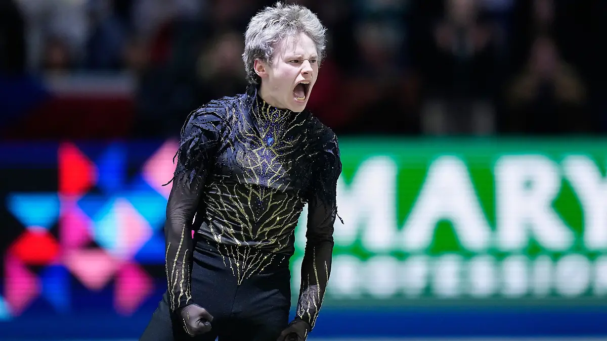 Eiskunstlauf-Superstar Ilia Malinin schrie seine Freude nach einer tollen Kür heraus.