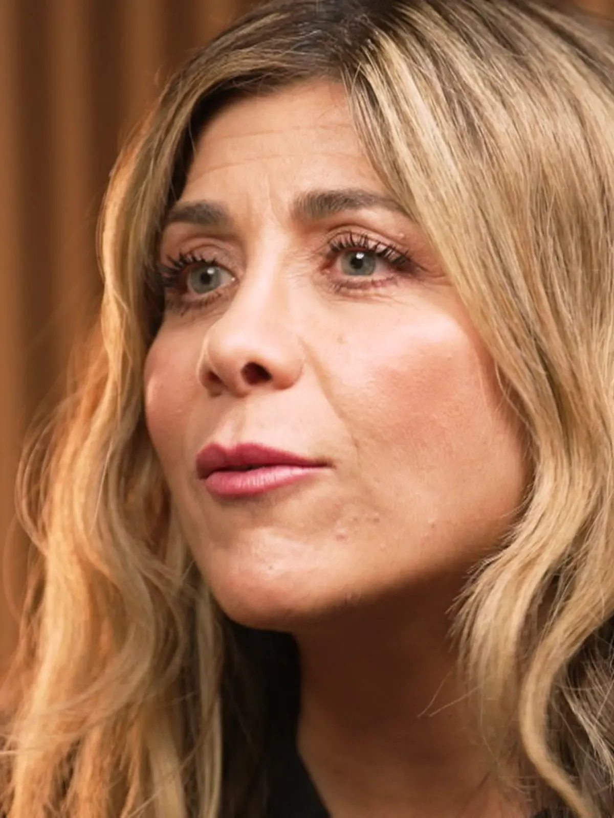 Bild zu: "„Solange mein Kind will!“: Moderatorin gibt Sohn (4) noch die Brust – heftige Kritik!"