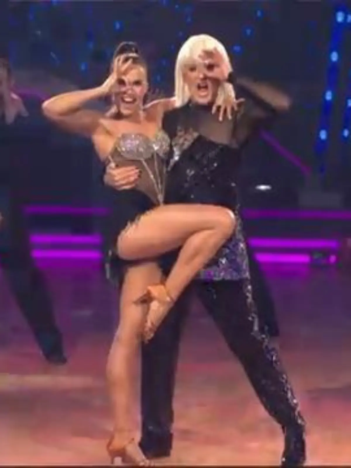 Bild zu: "Abwechslungsreicher Auftakt: Die Promis stellen ihre Idole vor"