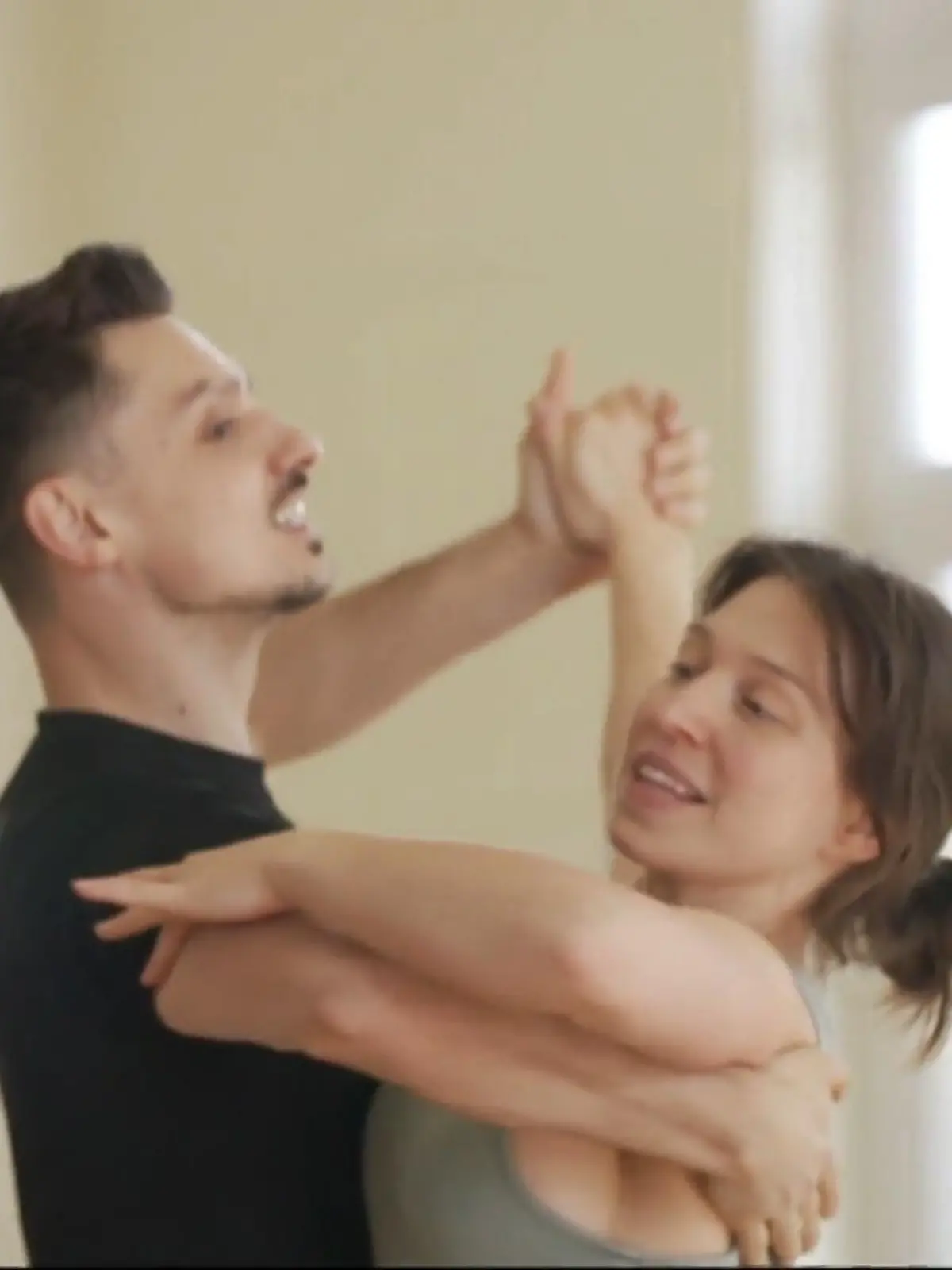 Bild zu: "Eleganz und Weiblichkeit: Bibi möchte beim Slowfox eine neue Seite von sich zeigen"