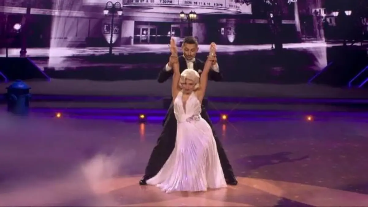 Marilyn Monroe auf dem Parkett: Bibi und Zsolt tanzen einen Slowfox 20er-Jahre Flair