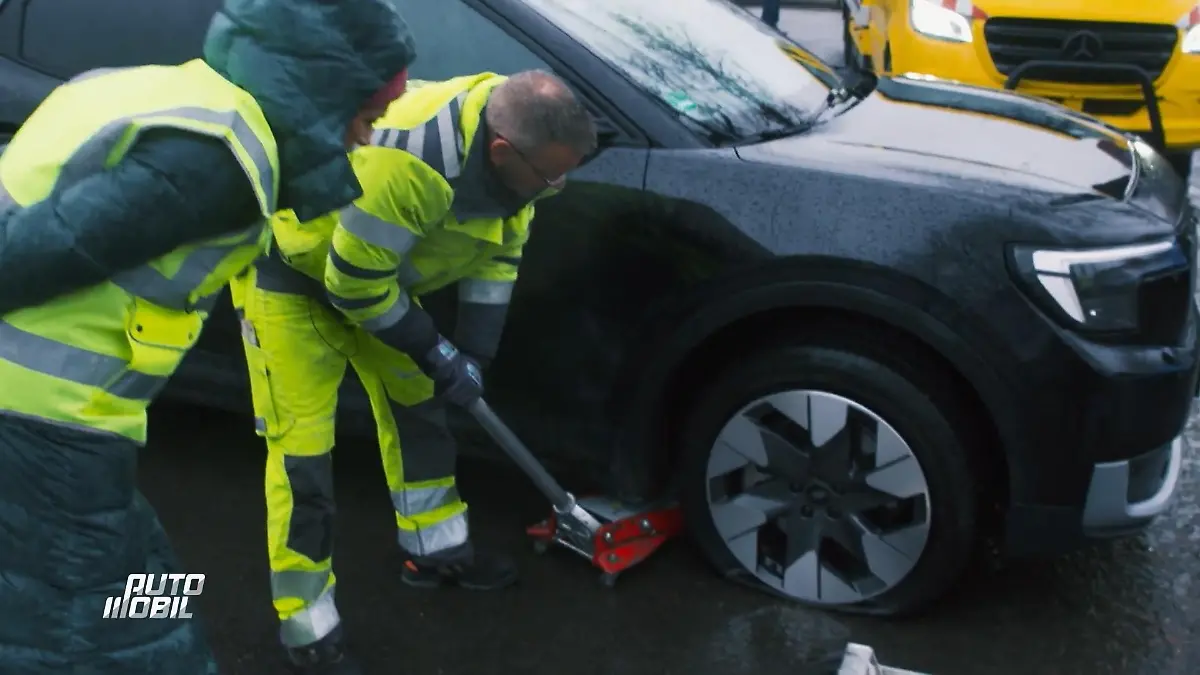 Wie aufwendig ist Hilfe für Stromer wirklich? Pannenhilfe unter Strom