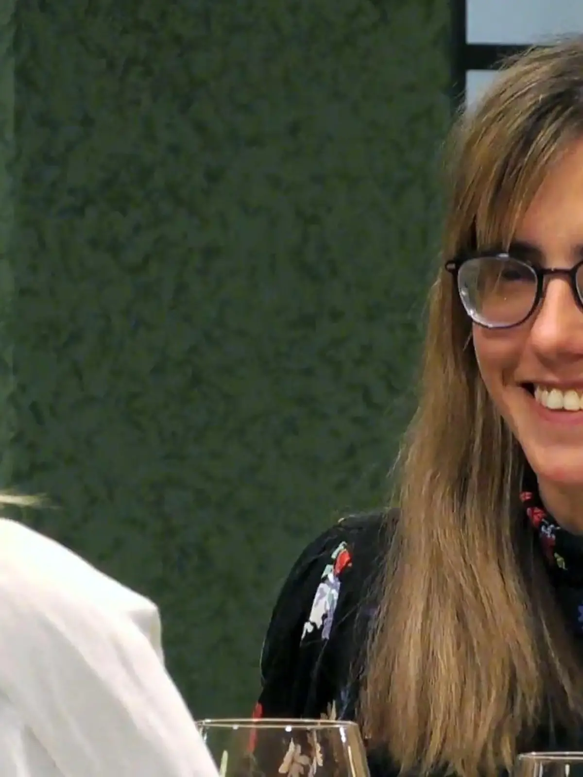 Bild zu: "Lucía und Josi sprechen sofort über das, was wirklich zählt"