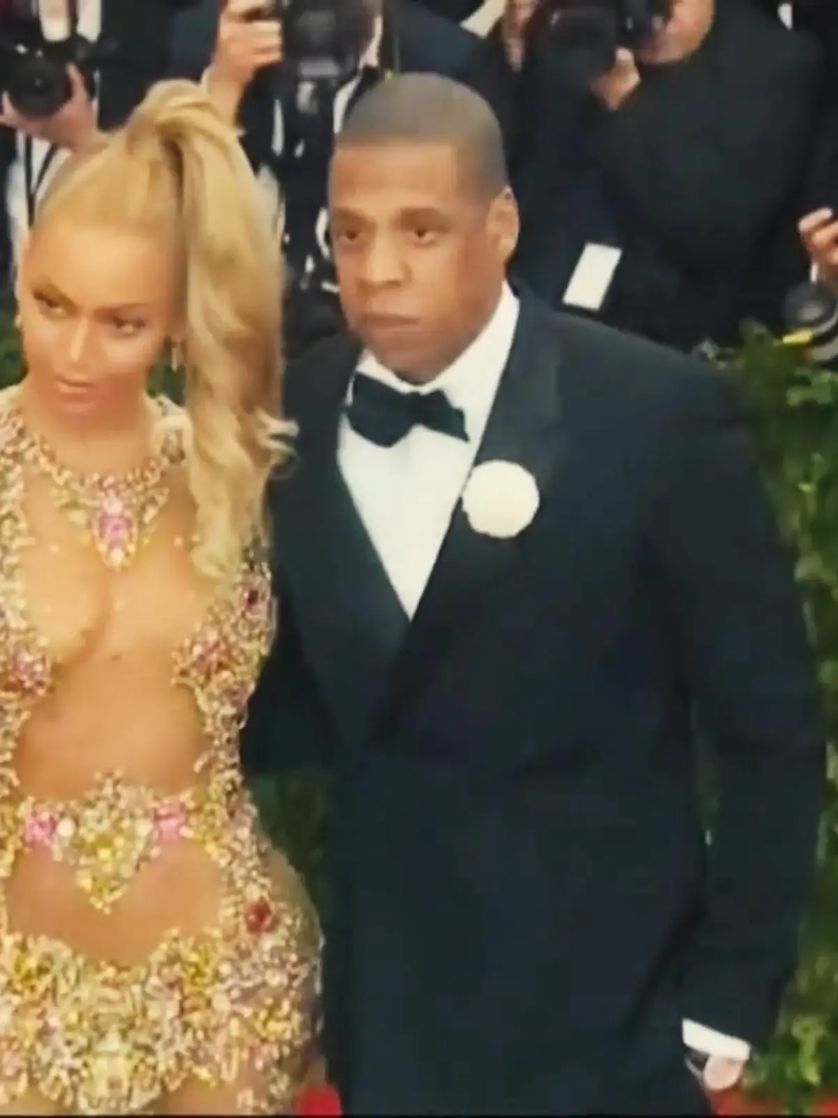 Bild zu: "Haus von Beyoncé und Jay-Z stand in Brand"