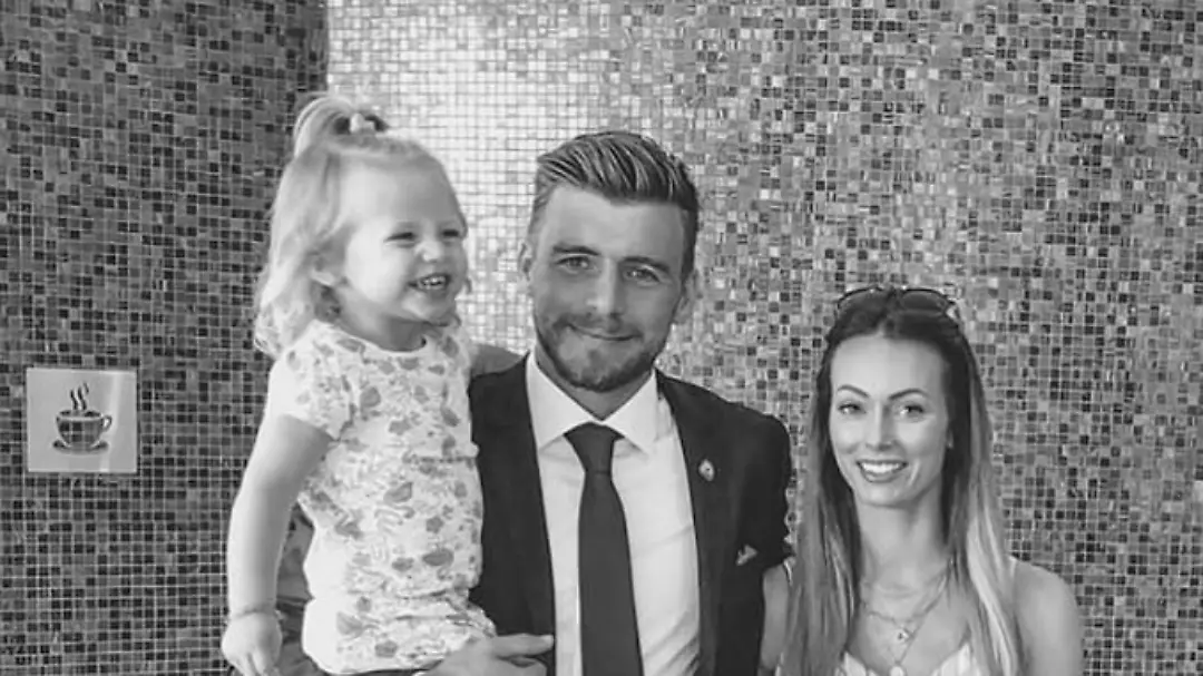 Schottland: Tod nach Krebs-Schock! Fußball-Profi Graham Carey trauert um seine große Liebe (†37)