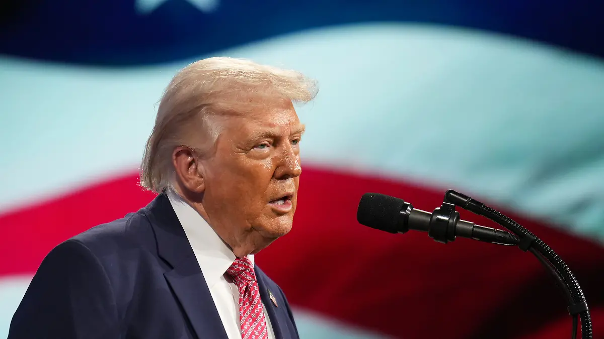 President Donald Trump speaks at the Future Investment Initiative Institute's summit Friday, March 27, 2026, in Miami Beach, Fla. (AP Photo/Mark Schiefelbein)
