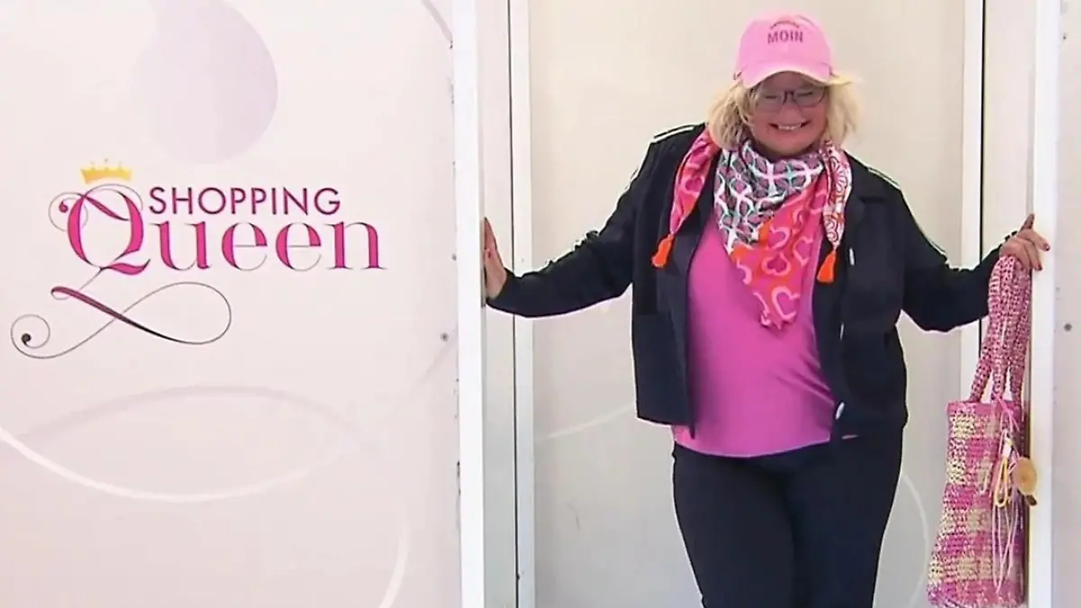 Britta präsentiert ihren Look