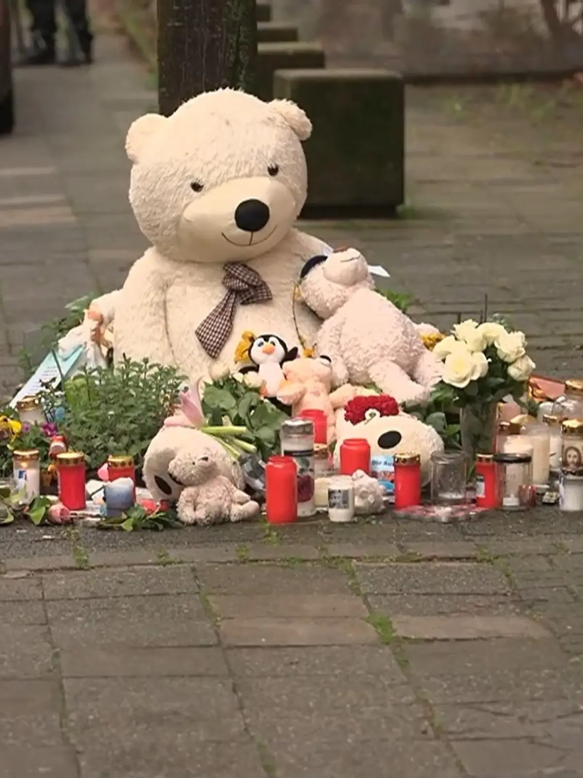 Bild zu: "Witten trauert nach tödlichem Messerangriff"