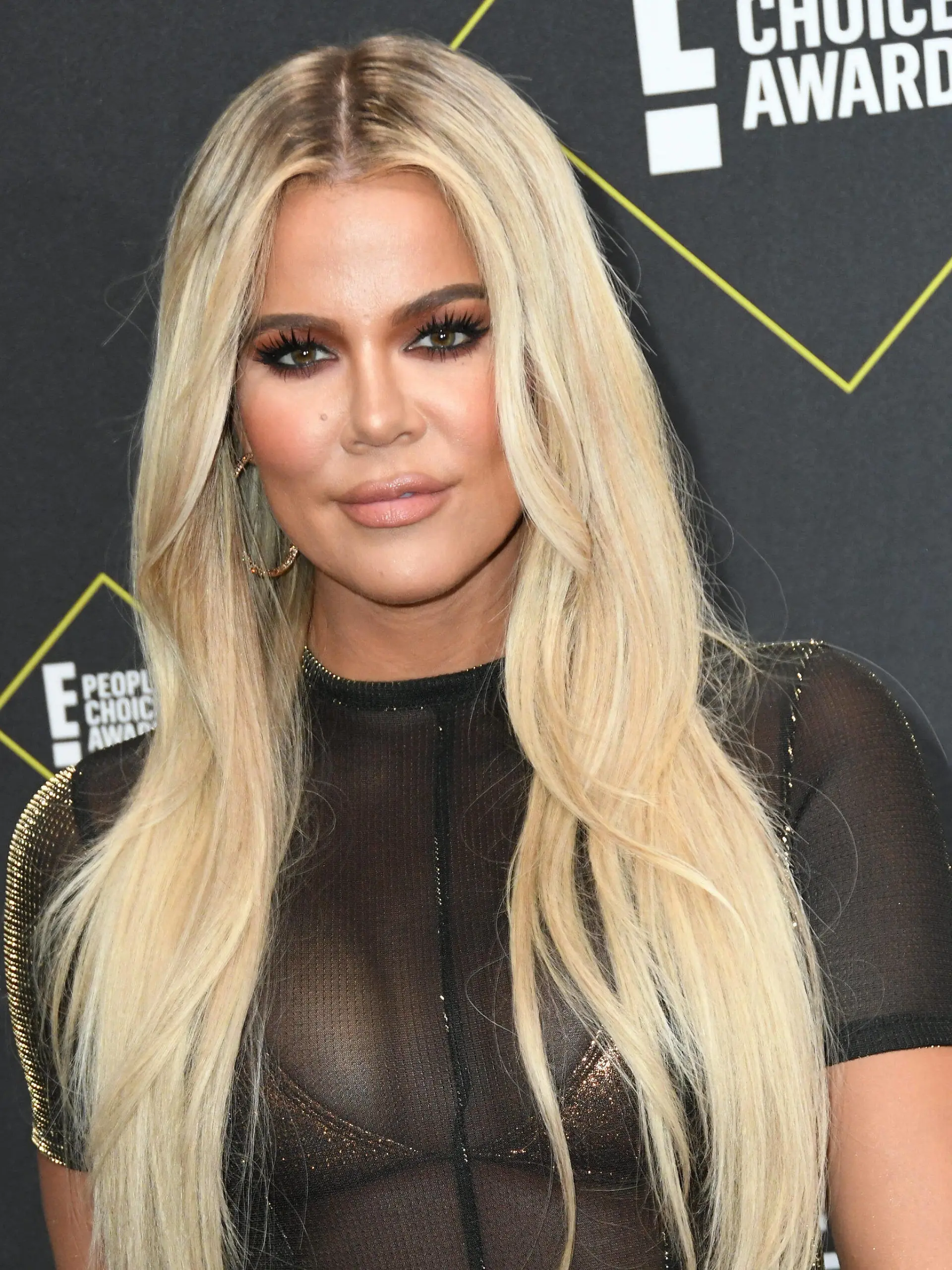  10 November 2019 - Santa Monica, California - Khloe Kardashian. 2019 People s Choice Awards held at Barker Hangar. Photo PUBLICATIONxINxGERxSUIxAUTxONLY Copyright: xBirdiexThompsonx