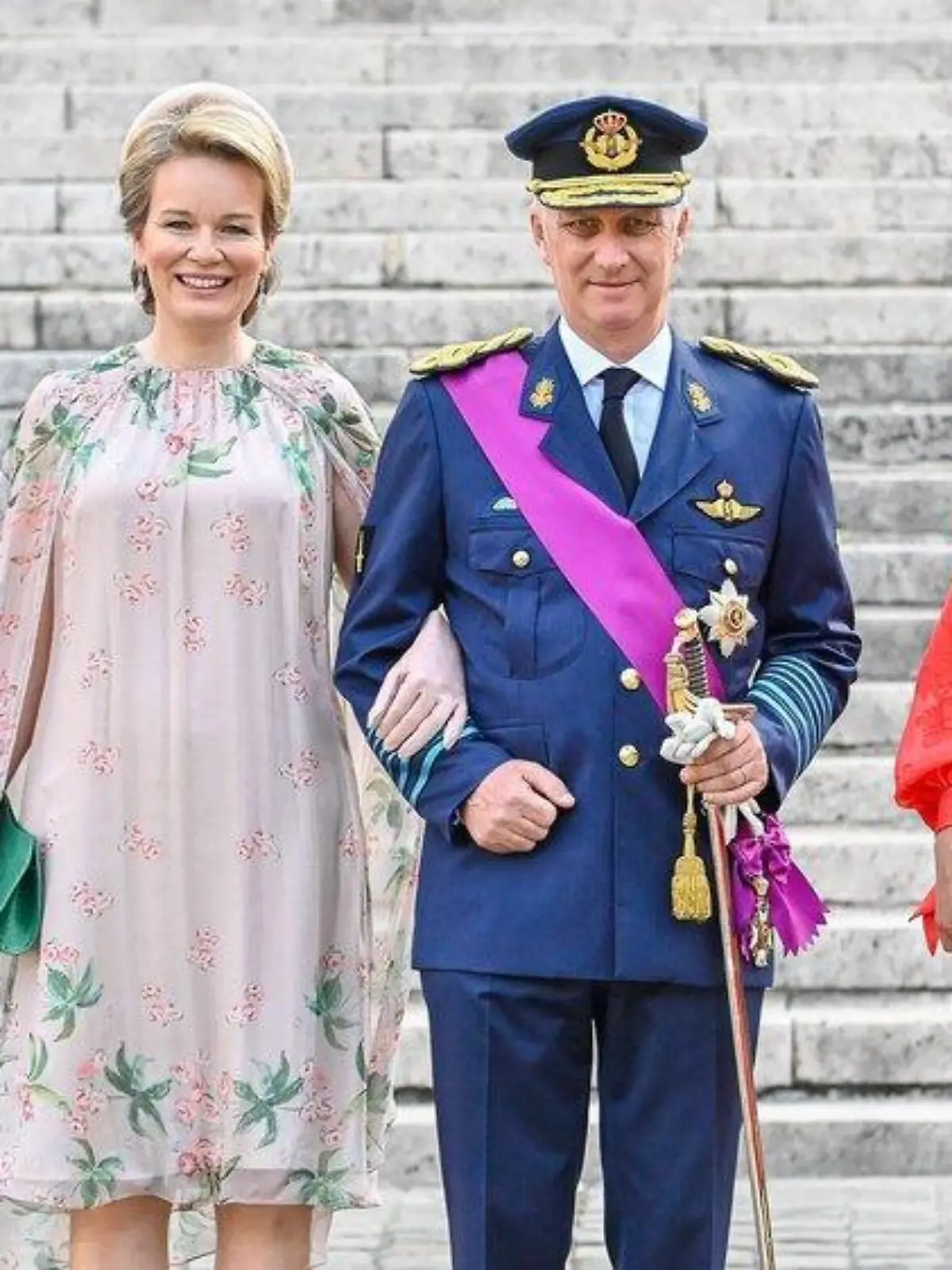Elisabeth von Belgien tauscht ihre Uniform gegen ein Traumkleid