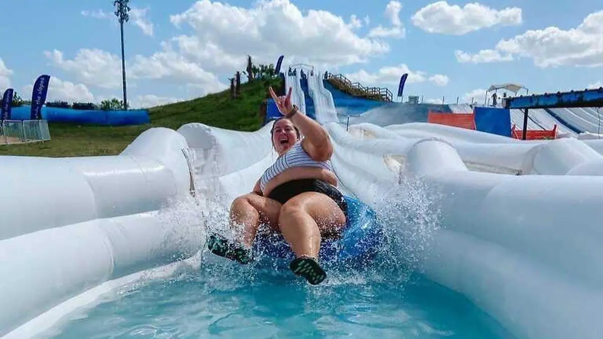 "Es ist viel schneller, als es aussieht", kommentiert ein Festivalbesucher auf Instagram.