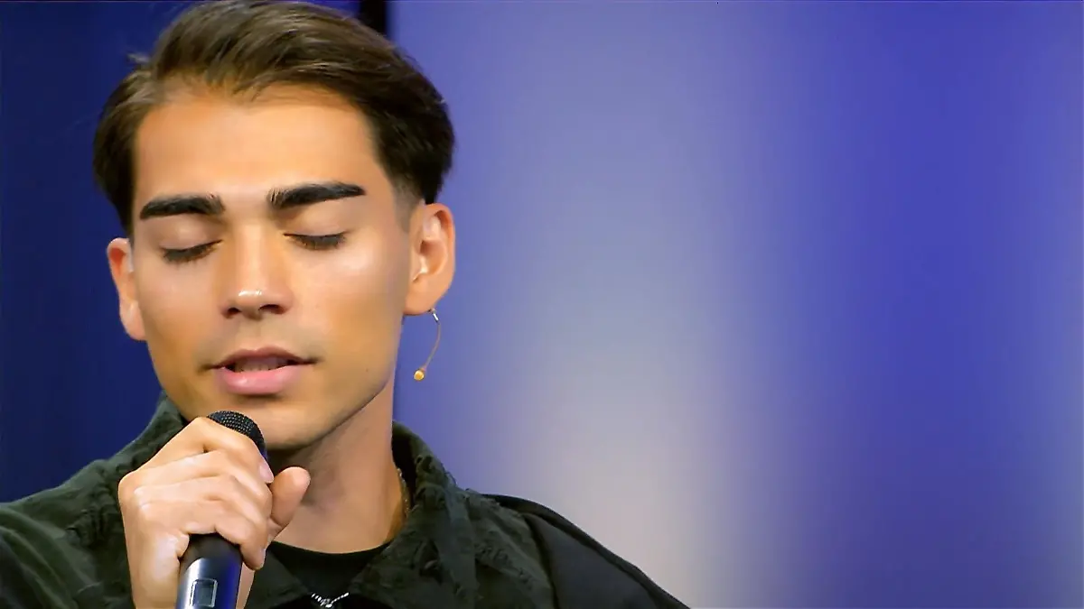 Leo singt den Klassiker „Chasing Cars“ Bushido liebt den Song