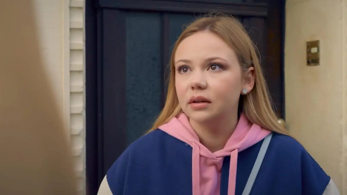 Ronja erzählt Bambi von ihrem Liebes-Dilemma „Unter uns“-Folge vom 10.04.26 auf RTL+