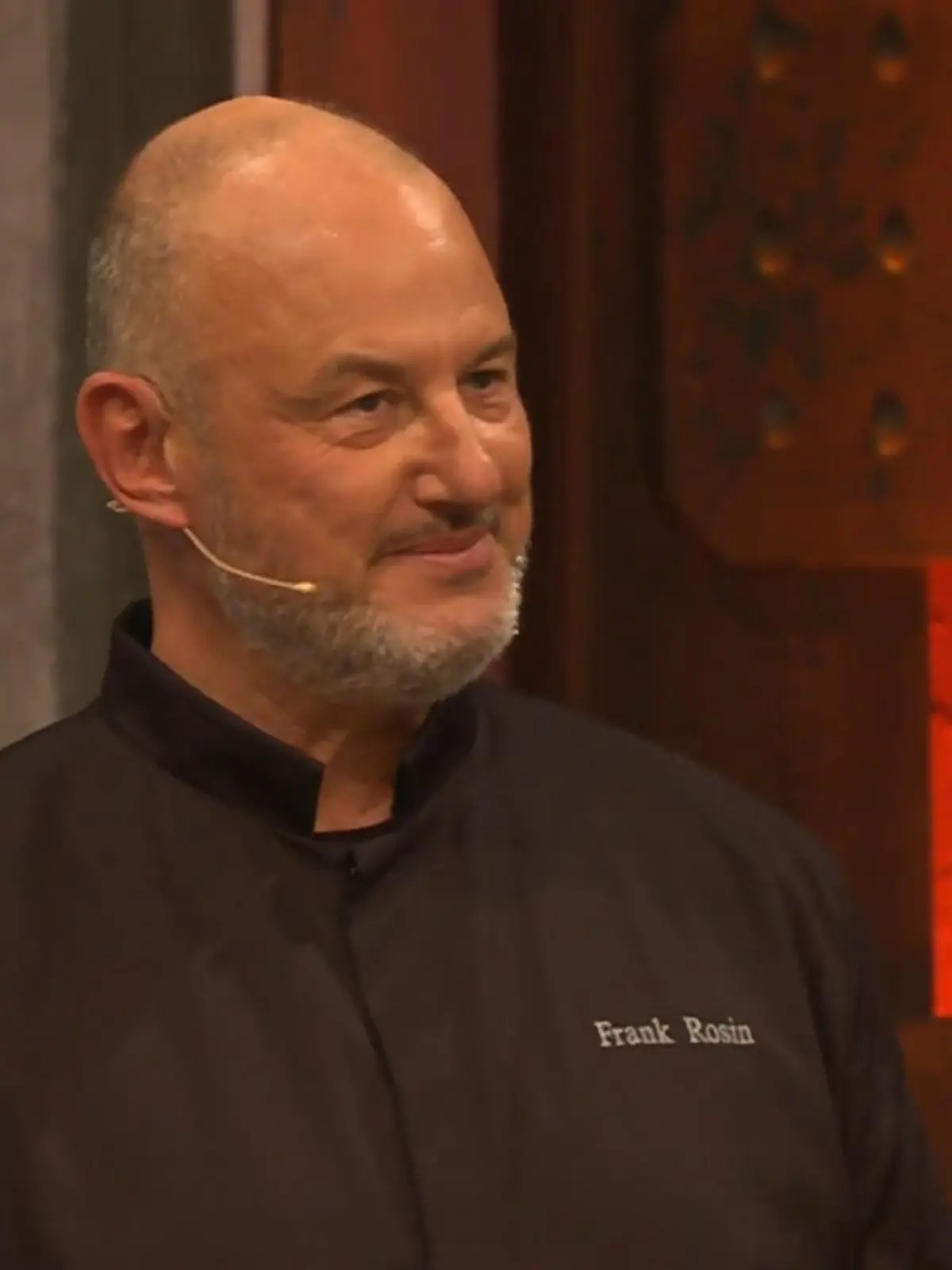 Bild zu: "„Fiebertraum!“ Jetzt entert DIESER Megastar „Grill den Henssler”!"