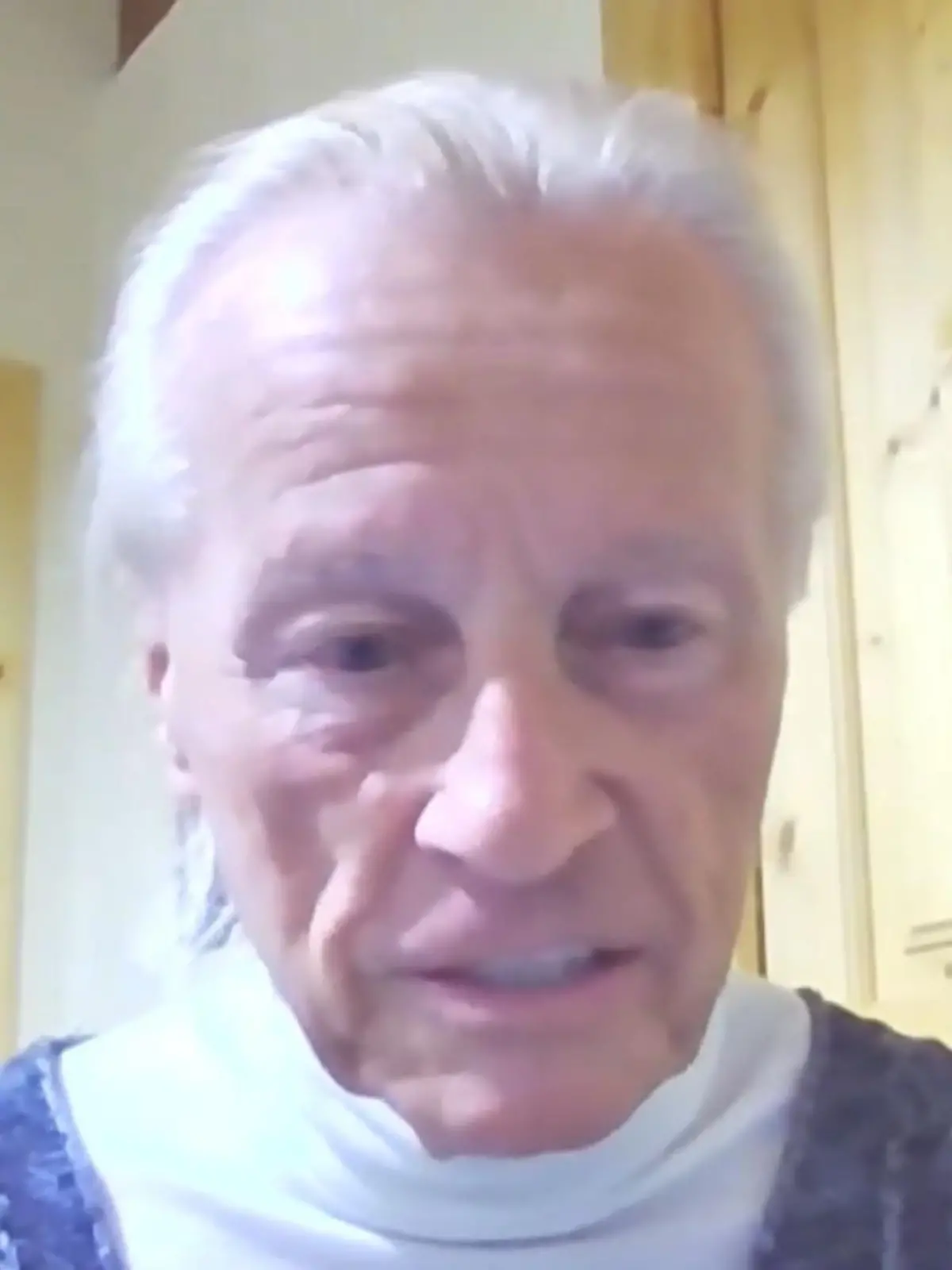 Bild zu: "Song geklaut? Anders will Rihanna verklagen"