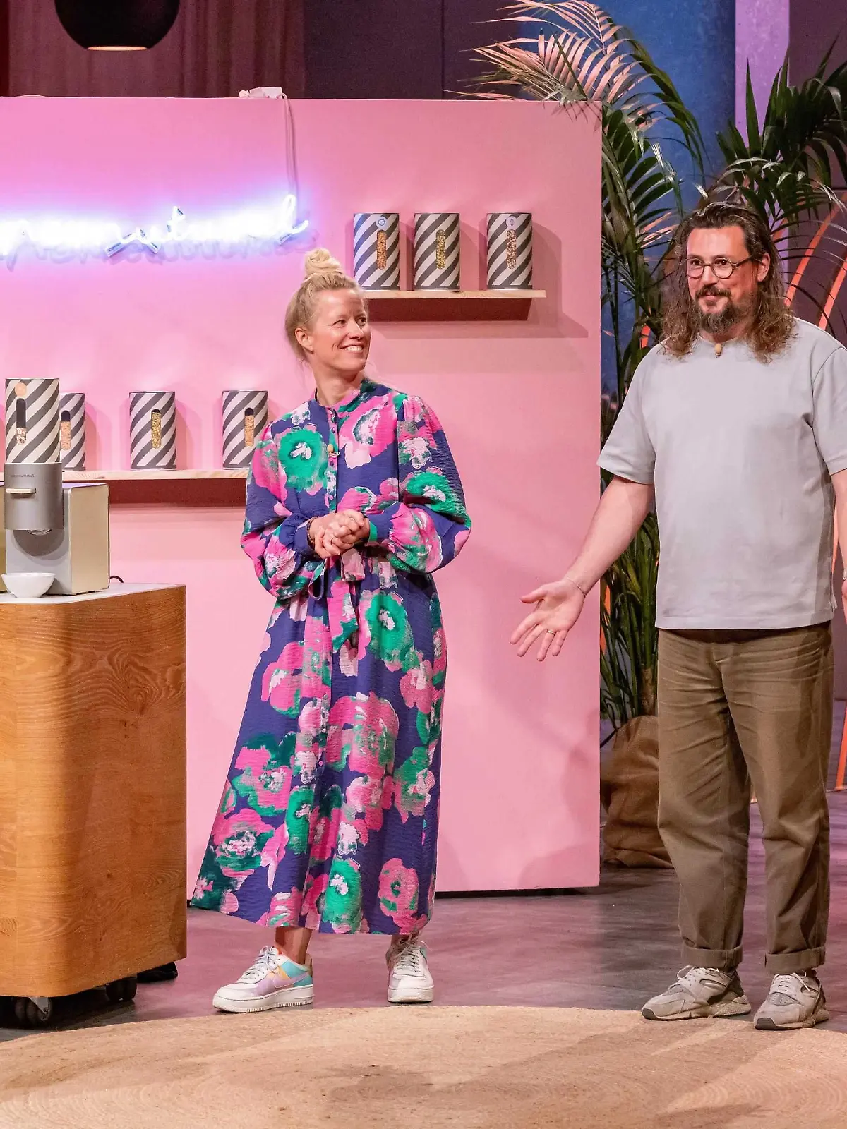 „Supernutural”-Gründer Amelie und Timo beim Pitch vor den Löwen