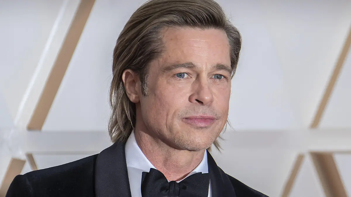 ARCHIV - 09.02.2020, USA, Hollywood: US-Schauspieler Brad Pitt nimmt an der Verleihung der Oscar im Dolby Theater teil. Im Sorgerechtsstreit beim einstigen Hollywood-Traumpaar Jolie und Pitt hat ein Richter i Mai 2021 vorerst Pitt zugestimmt. (zu dpa «Streit mit Jolie: Richter weitet Pitts Sorgerecht vorerst aus» vom 26.05.2021) Foto: Prensa Internacional/Zuma Press/dpa +++ dpa-Bildfunk +++