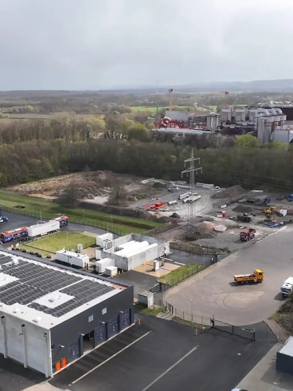 Bild zu: "Müllautos werden nicht getankt"