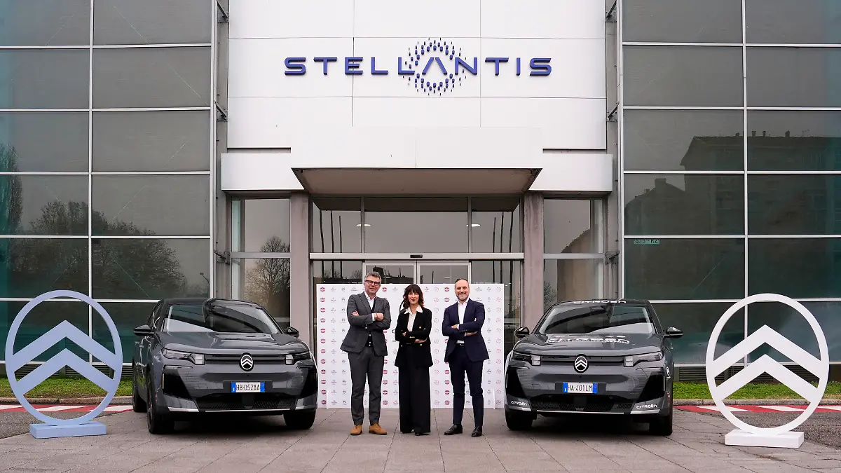 Annuncio sponsorizzazione Citroen Italia - Rcs Sport. Paolo Bellino, AD Direttore Generale RCS Sports, Antonella Bruno Managing Director Stellantis Italia, Giovanni Falcone Maniaging Director Citroen Italia. Italy - News - March, 2, 2026. (Photo by Fabio Ferrari/LaPresse)