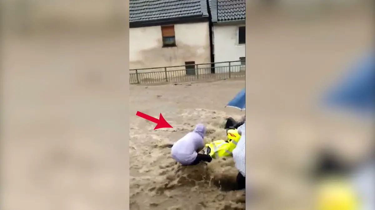 15-Jähriger rettet Feuerwehrmann aus der Flut Ich bin kein Held