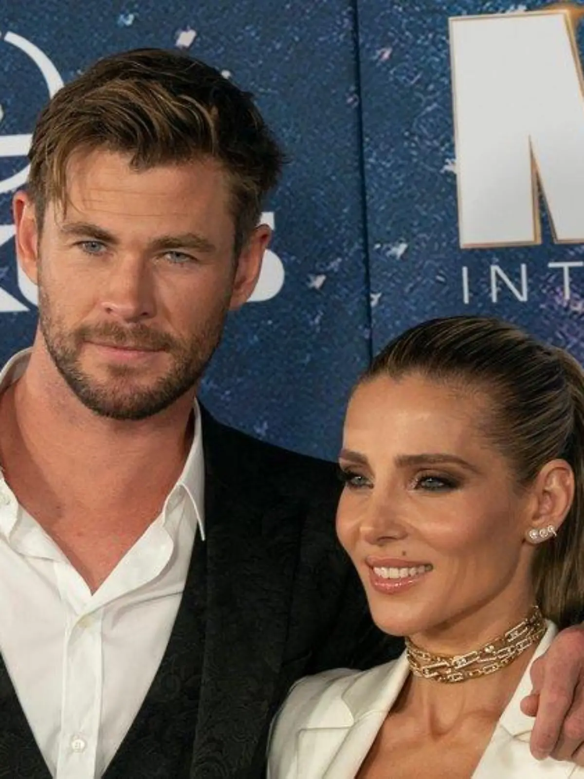So süß gratuliert Chris Hemsworth seiner Frau zum Geburtstag