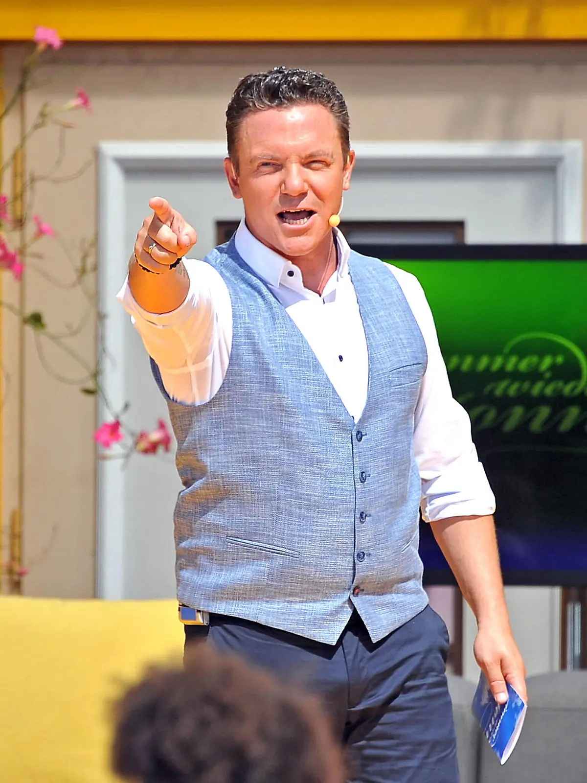  ARD - Immer wieder Sonntags. Moderator Stefan Mross während der ARD - Unterhaltungsshow Immer wieder Sonntags am 18.07.2021 im Europapark Rust. 20210718MWI5077 *** ARD Immer wieder Sonntags host Stefan Mross during the ARD entertainment show Immer wieder Sonntags on 18 07 2021 at Europapark Rust 20210718MWI5077
