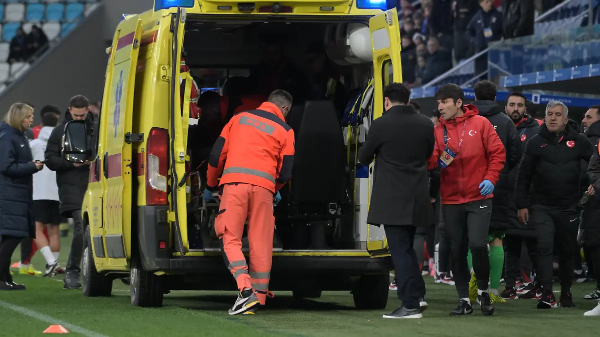 Head Coach Egemen Korkmaz (Turkey) is taken to the emergency room after a fall during European Under-21 Championship 2027 Qualifying (Group H, Matchday 9) 2026, football match between Croatia vs Turkey, Opus Arena, Osijek, Croatia, 31.03.2026.