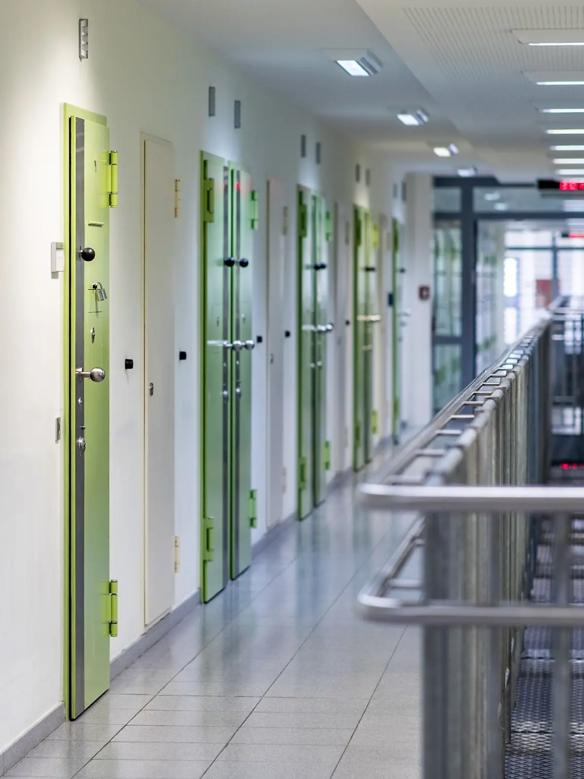 Bild zu: "Frau erzählt: Wie ich mich in einen Doppelmörder im Todestrakt verliebte"