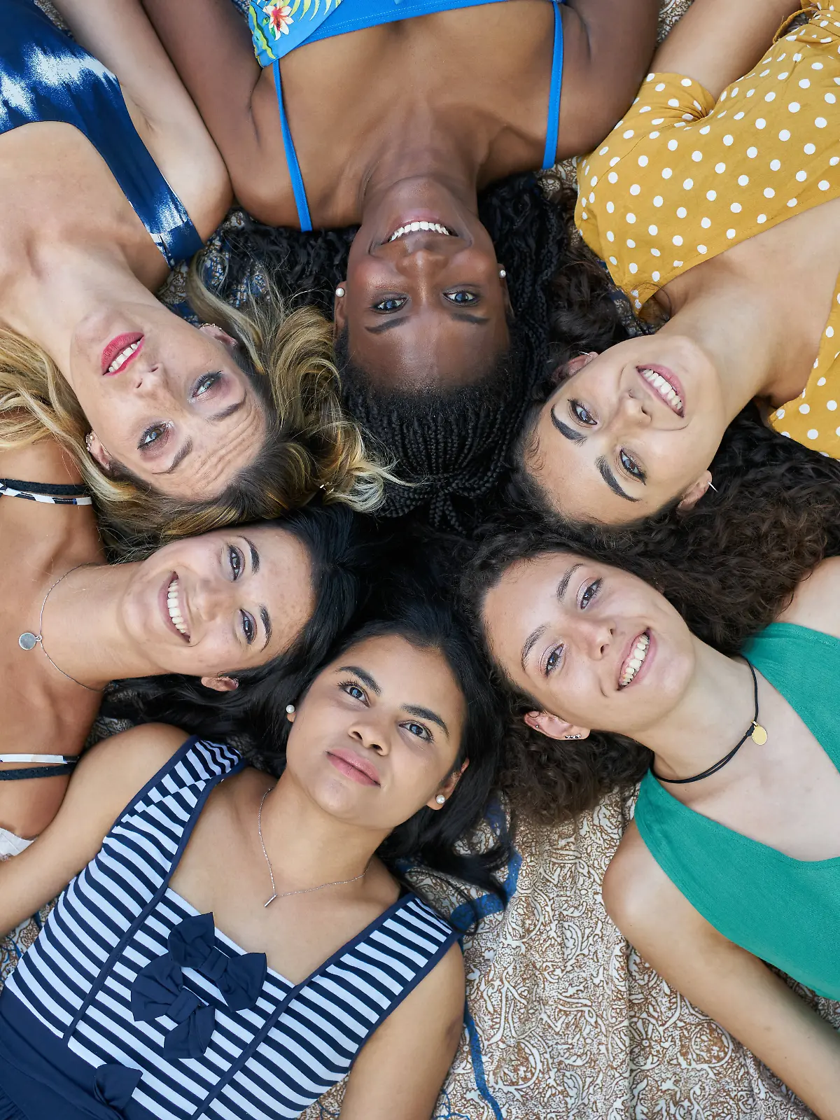 Laut der Theorie reichen sieben Freundschaften für ein erfülltes Leben.