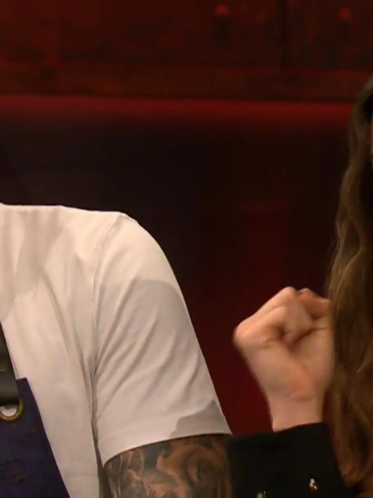 Bild zu: "„Frischfleisch!” Laura Wontorra bei „Grill den Henssler” im Flirt-Fieber"