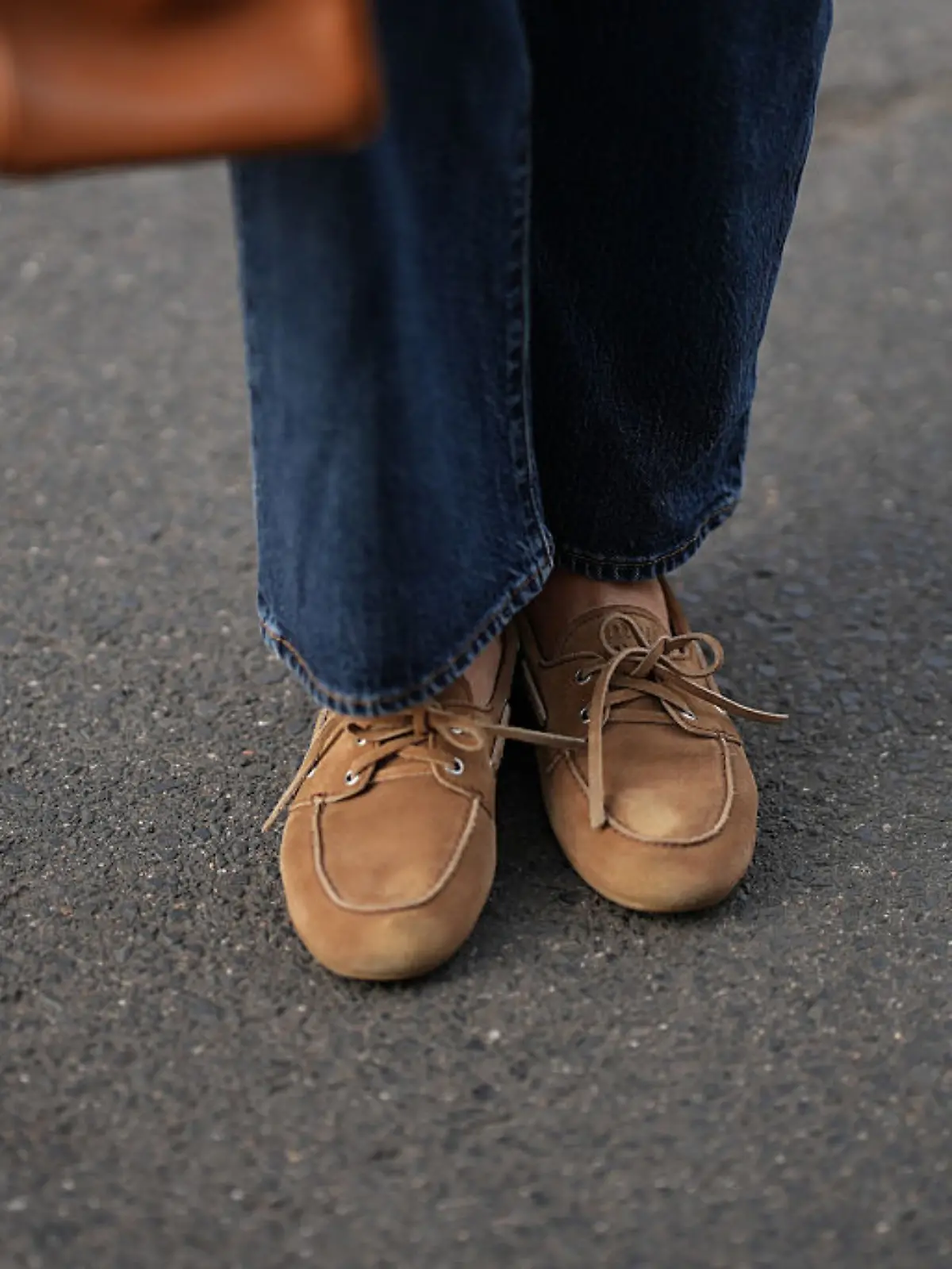 Bild zu: "Sneaker? Nö! Im Frühling tragen wir diese Schuhe"