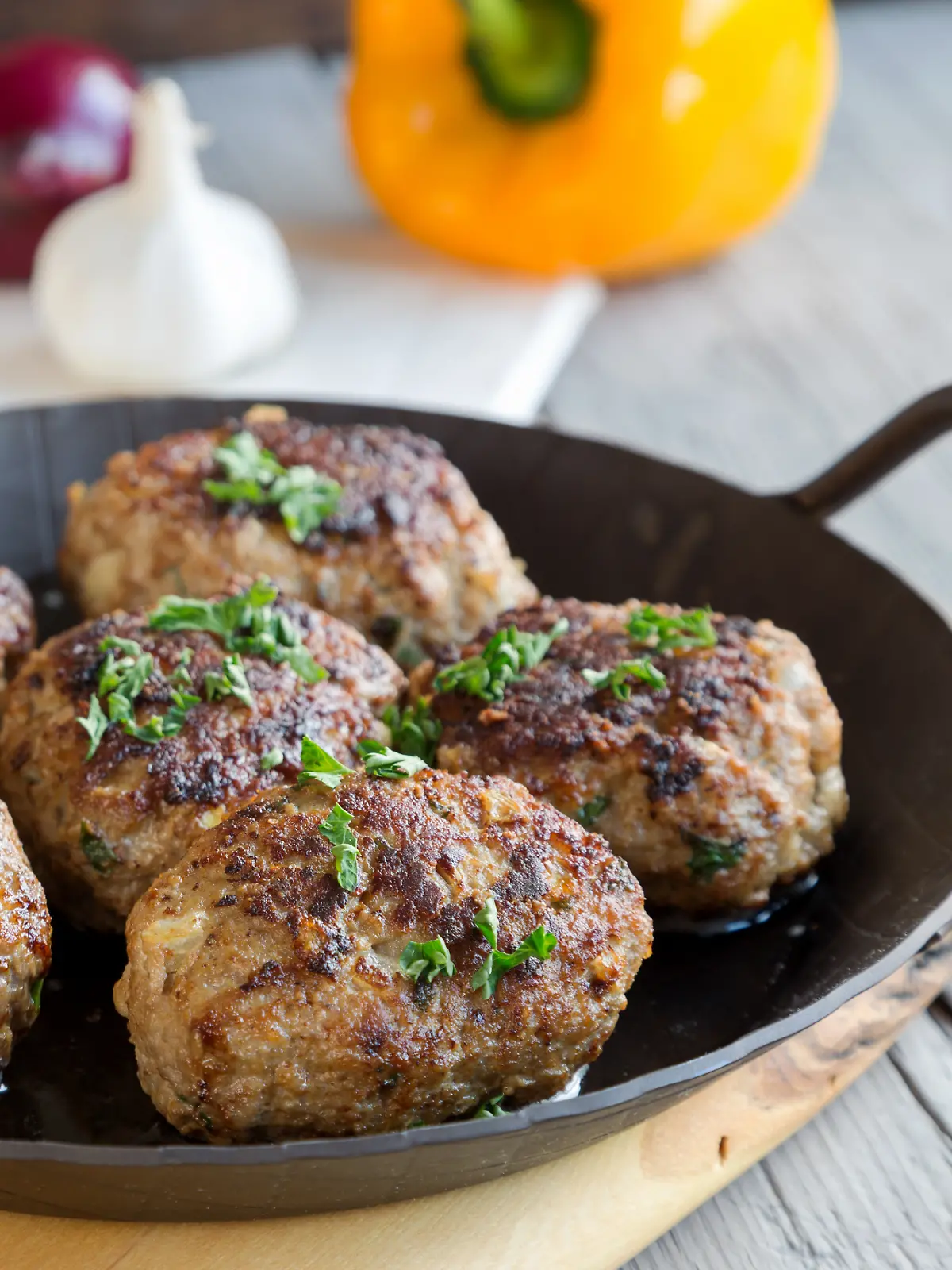 Frikadellen oder Buletten? Egal! Hauptsache die Fleischkößchen sind außen cross und innen saftig.