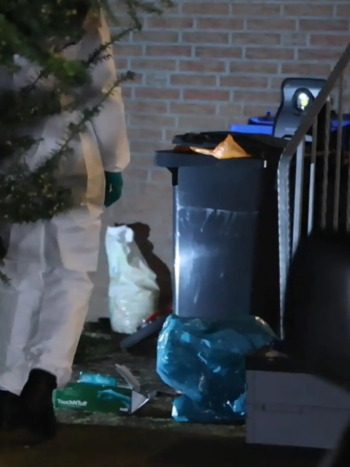 Das tote Baby wurde in einem Mülleimer entdeckt. 