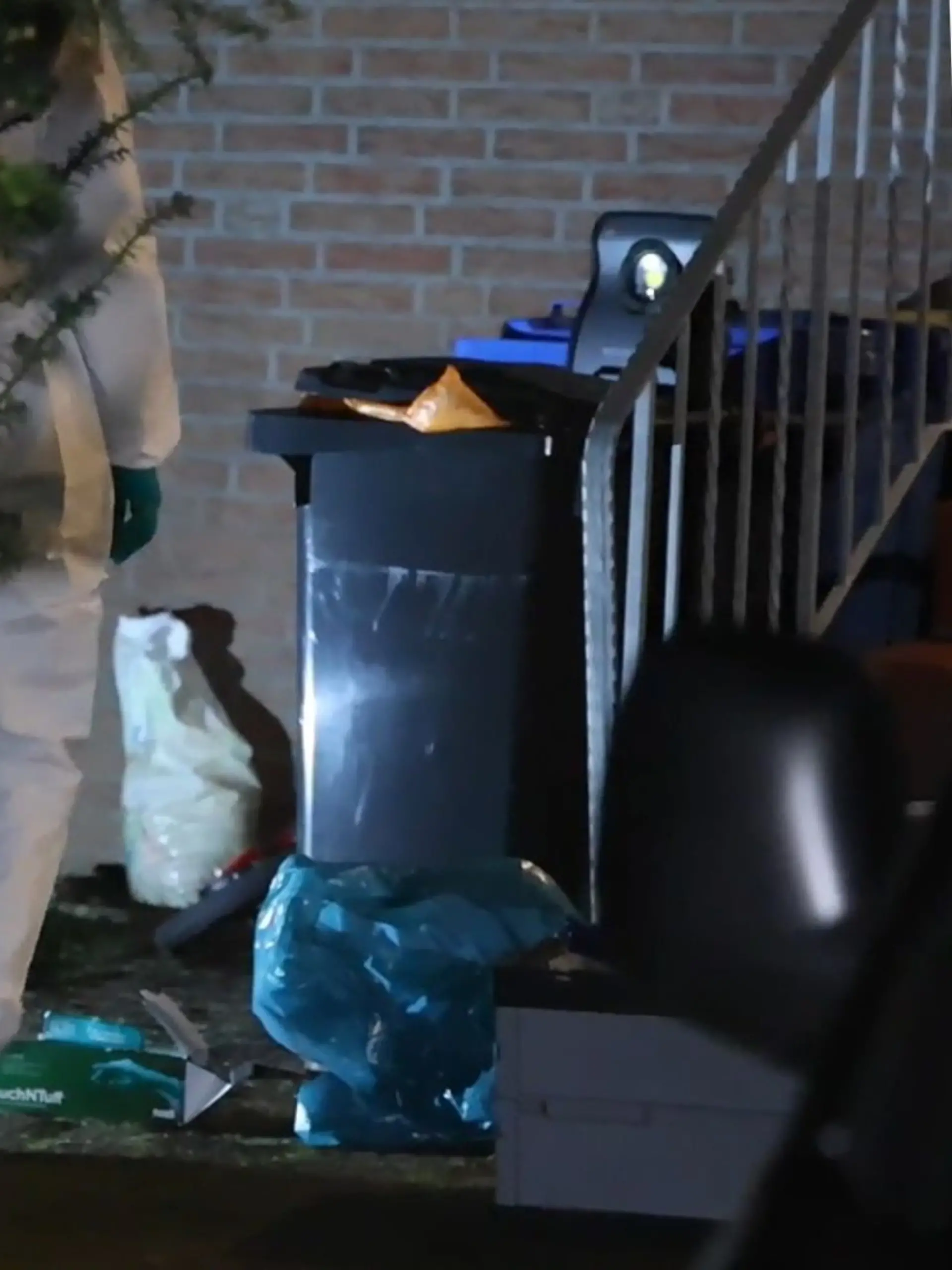 Das tote Baby wurde in einem Mülleimer entdeckt. 