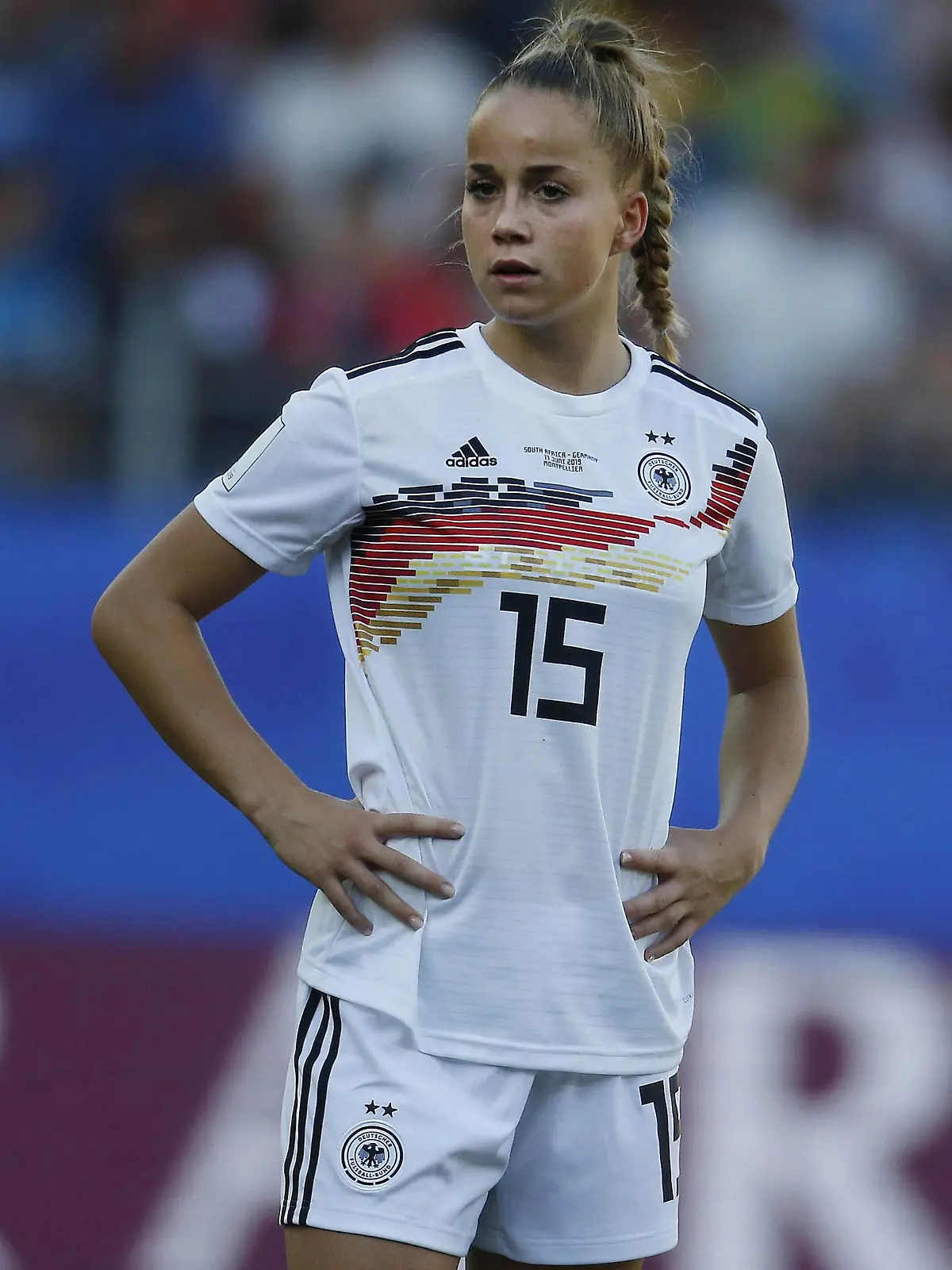 Montpellier, Frankreich, FIFA Frauen Fußball Weltmeisterschaft , FIFA Women s World Cup France, Vorrunde Deutschland (GER) vs. Südafrika (RSA) 4-0 am 17. 06 . 2019 im Stadion Stade de la Mosson in Montpellier / Frankreich Giulia GWINN (GER) *** Montpellier, France, FIFA Women Football World Cup , FIFA Women s World Cup France, preliminary round Germany GER vs South Africa RSA 4 0 on 17 06 2019 at the stadium Stade de la Mosson in Montpellier France Giulia GWINN GER  