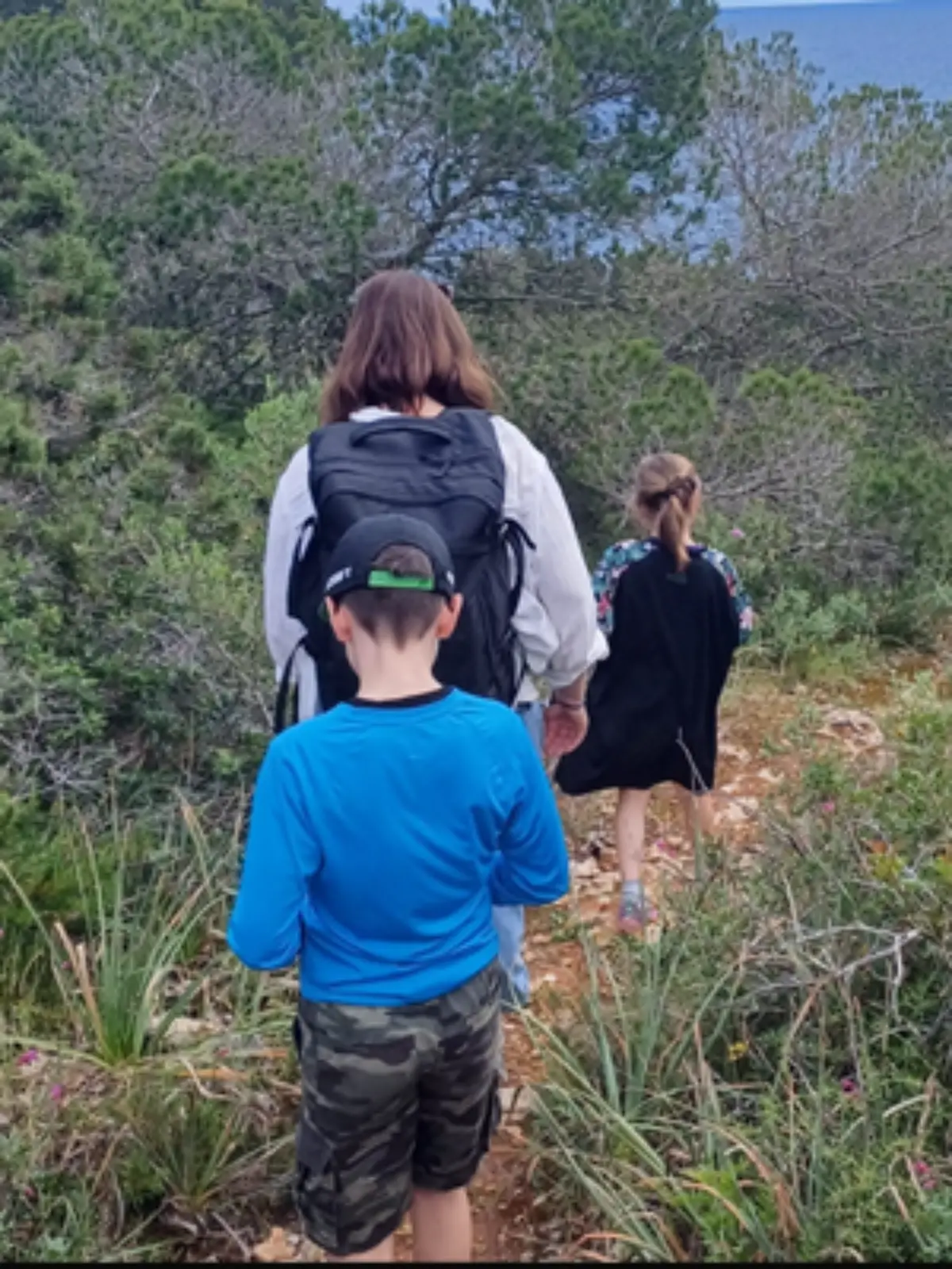 Bild zu: "Ehemann sticht Hebamme Anni (38) und ihre Kinder nieder – Freundin sammelt MEGA-Spende ein"