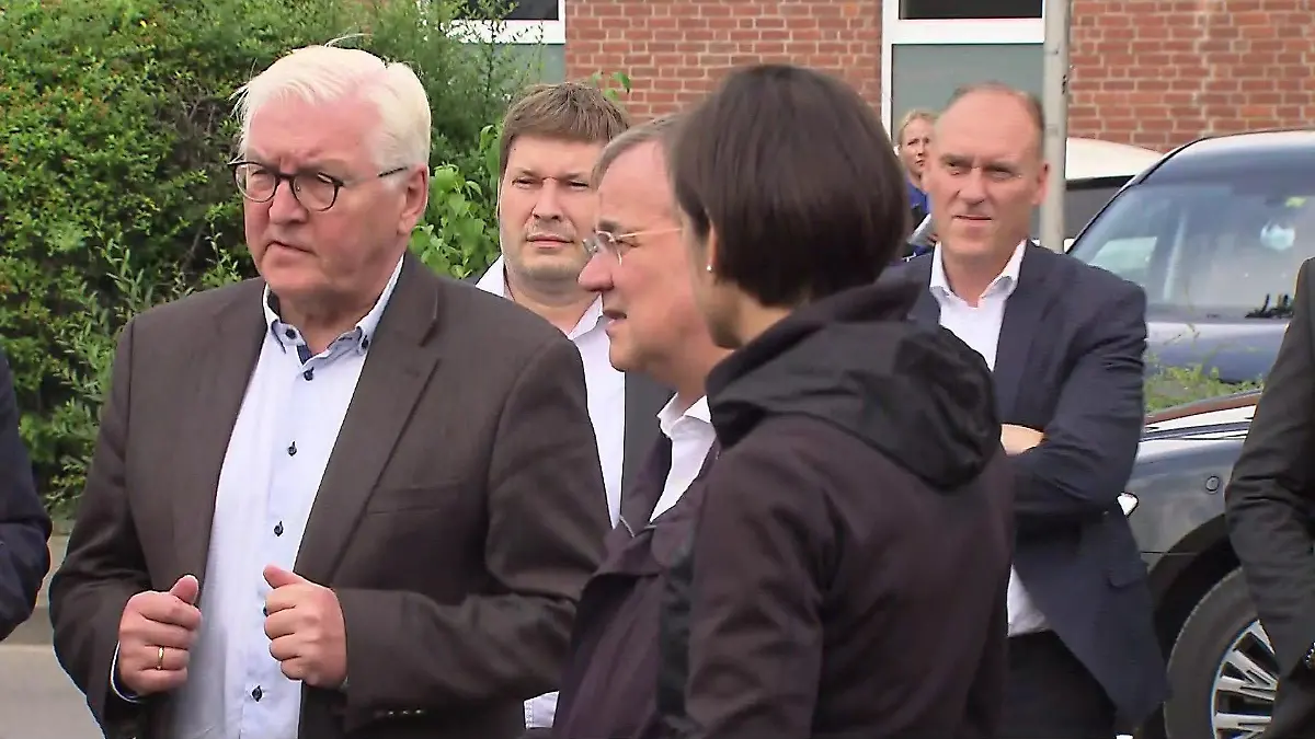 Bundespräsident Steinmeier kommt in Erftstadt an