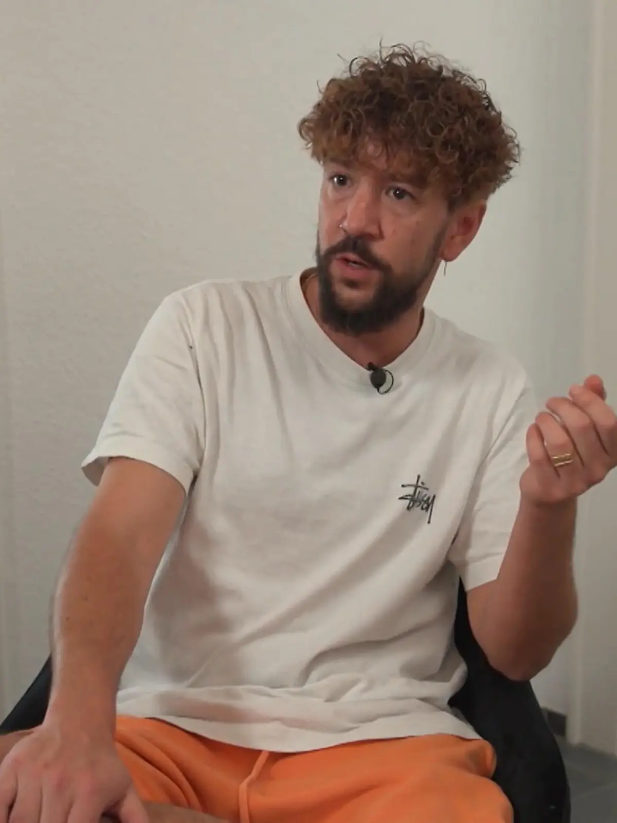 Bild zu: "Johannes produziert selbst Keramik-Produkte"