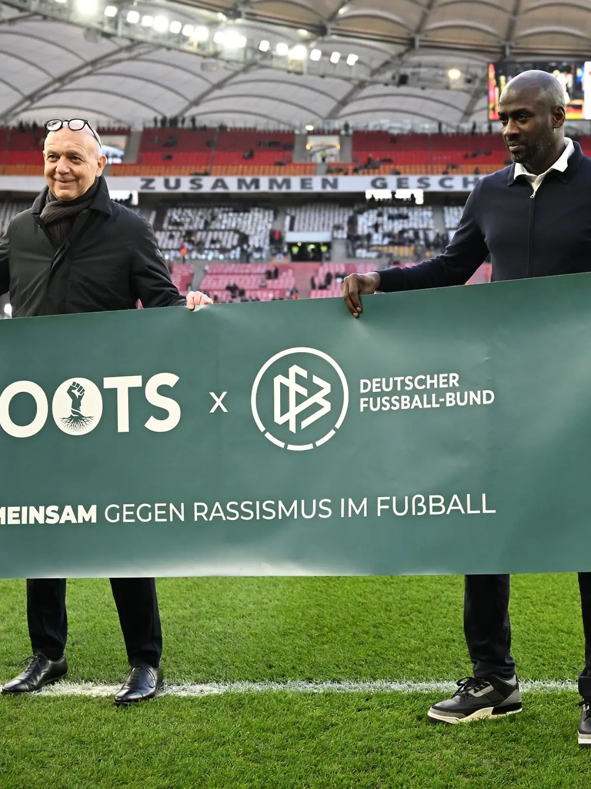 Bild zu: "DFB kooperiert mit Antirassismus-Organisation"