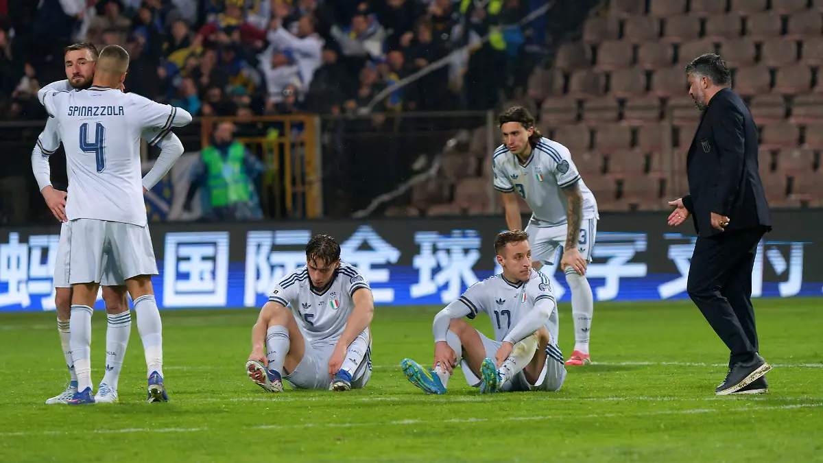 March 31, 2026, Zenica, Bosnia and Herzegovina: players of Italy disappointed during European Qualifiers PlayOff - Bosnia and Herzegovina vs Italy, FIFA World Cup match in Zenica, Bosnia and Herzegovina, March 31 2026 (Credit Image: © Emmanuele Mastrodonato/LiveMedia-IPA/ZUMA Press Wire