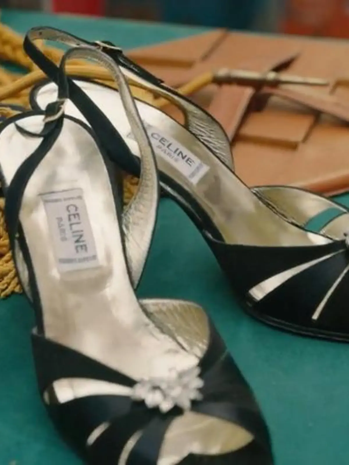 Bild zu: "Designer-Schnäppchen auf Flohmärkten in Paris?"