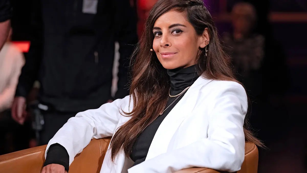 MDR - Riverboat. Schauspielerin , Moderatorin und Autorin Collien Fernandes anläßlich der Aufzeichnung der MDR - Talkshow Riverboat am 28.11.2025 in der Mediacity Leipzig. 20251128ADO0003 *** MDR Riverboat actress, presenter and author Collien Fernandes on the occasion of the recording of the MDR talk show Riverboat on 28 11 2025 at Mediacity Leipzig 20251128ADO0003