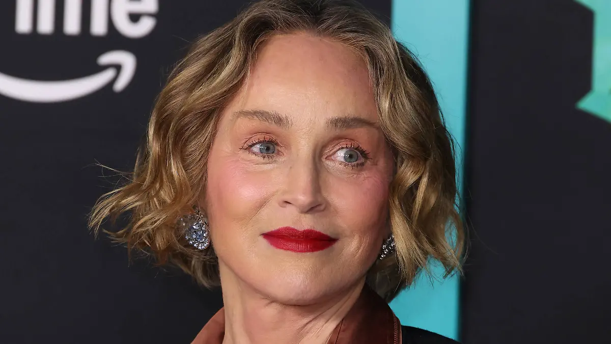 World Premiere Of Amazon Prime Video s The Bluff in Los Angeles, USA, 17 February 2026 Sharon Stone at the World Premiere Of Amazon Prime Video s The Bluff held at the TCL Chinese Theatre IMAX on 17 February 2026 in Hollywood, Los Angeles, California, United States., Credit:Xavier Collin / Avalon United States, California, Los Angeles PUBLICATIONxNOTxINxUKxFRAxUSA Copyright: xXavierxCollinx/xAvalonx 1076091681