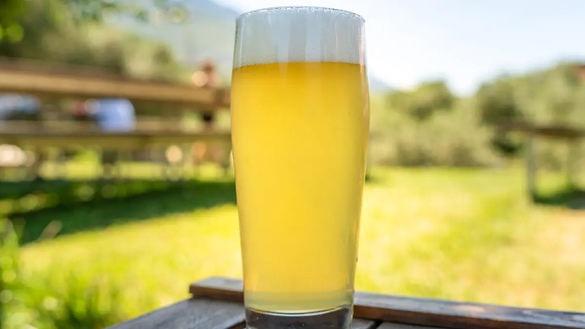 Eine bayerische Brauerei muss alkoholfreies Hefeweizen zurückrufen